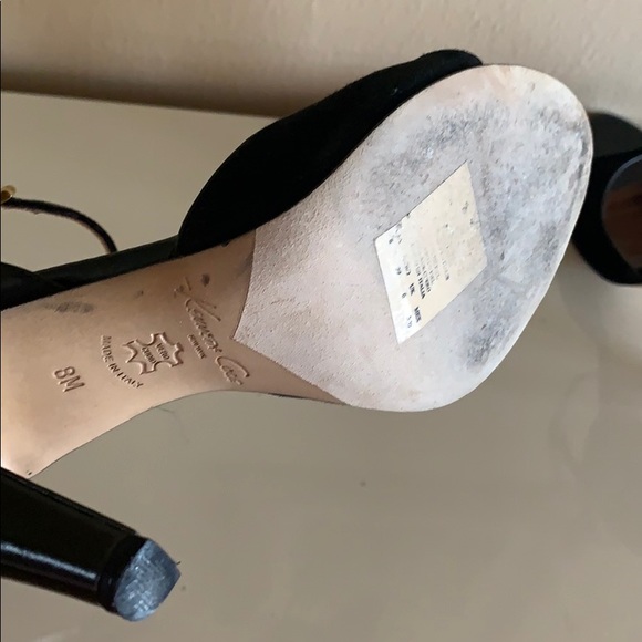 Heels - Picture 4 of 4